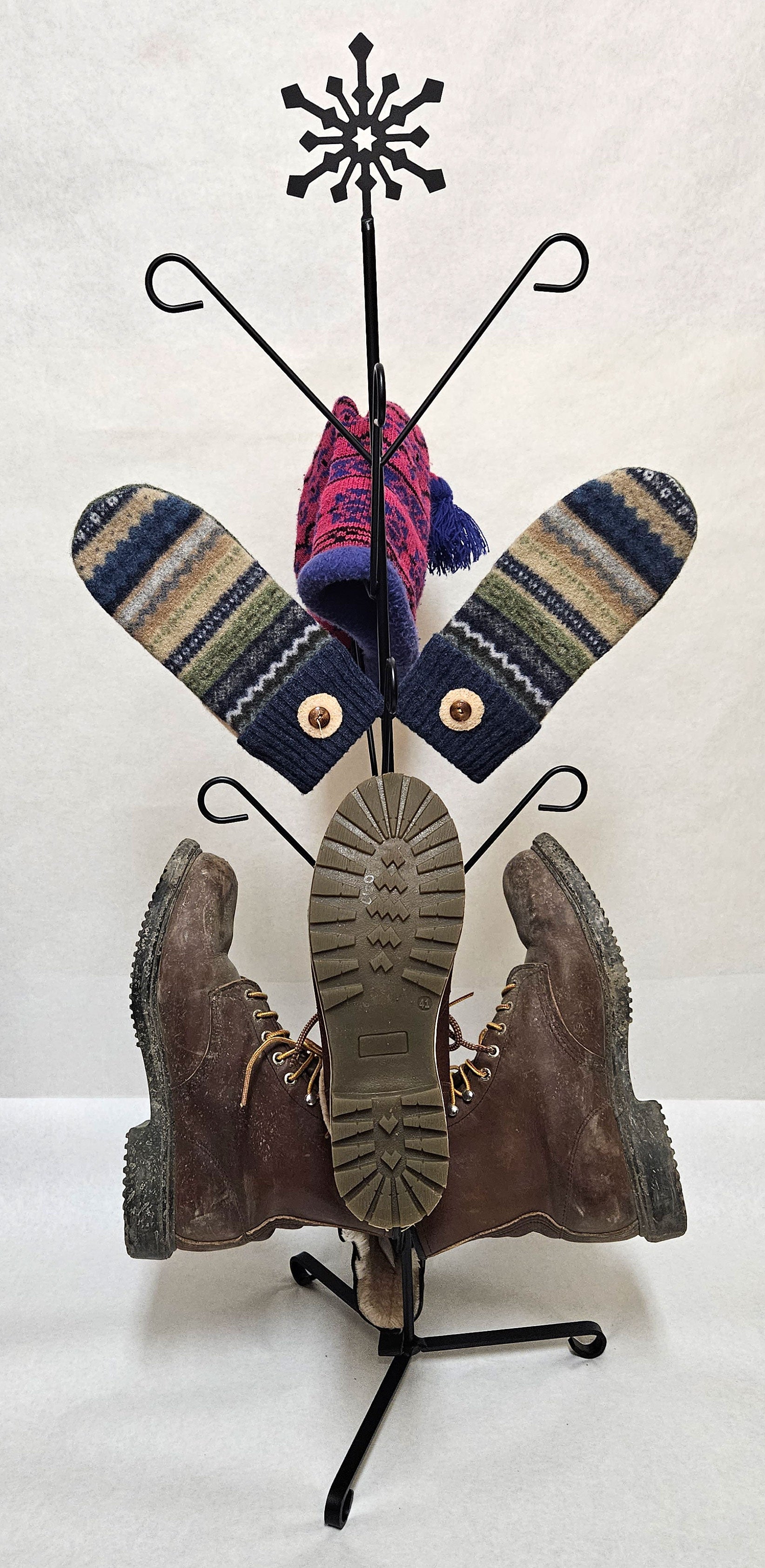 Wrought Iron Metal Snowflake Top 8 Pair Mitten & Boot Dryer Stand