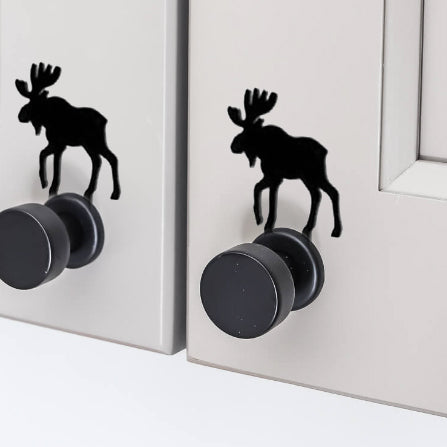 Silhouette de porte d'armoire en fer forgé en forme de pin